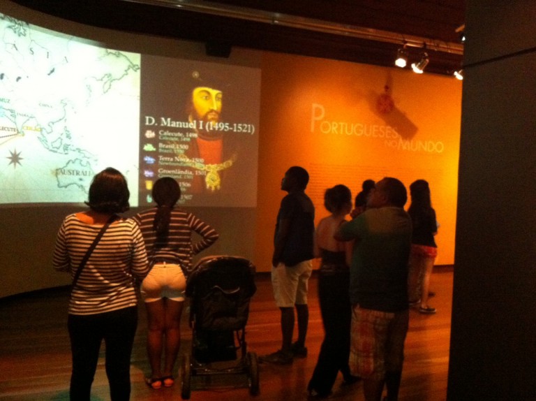 Onibus Cultural Portugueses no Mundo