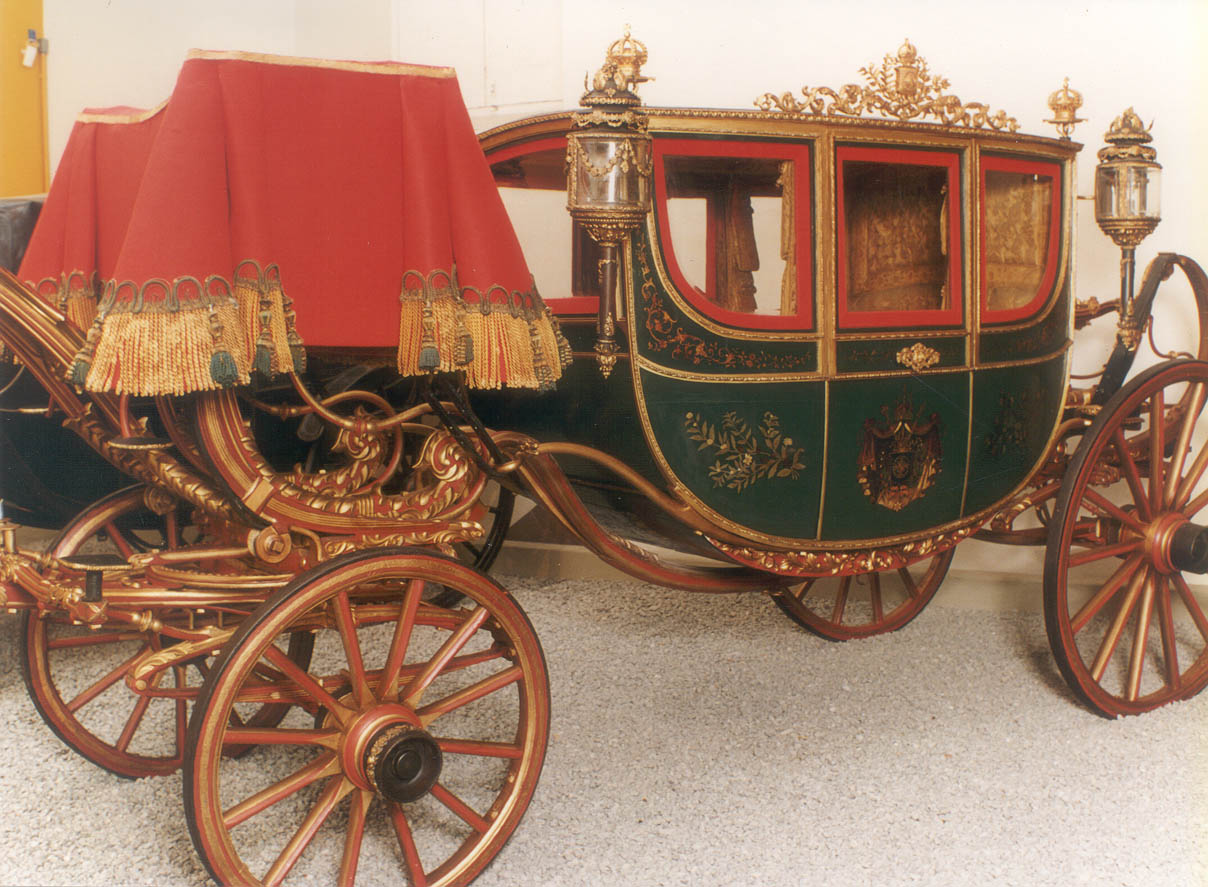Do móvel ao automóvel: berlinda de dom Pedro II em exposição no MHN
